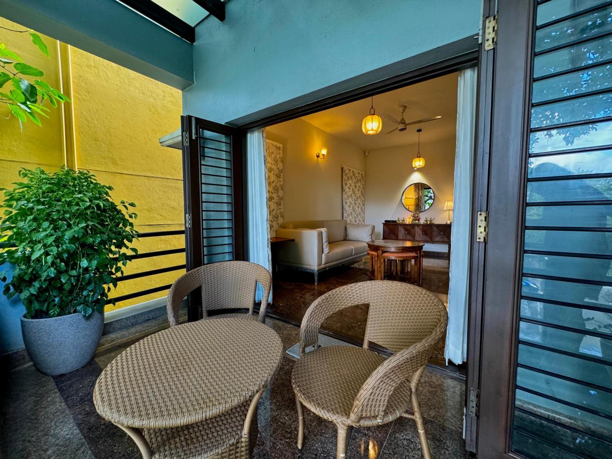 Ferienwohnung Idam Na Mama Bangalore Exterior foto